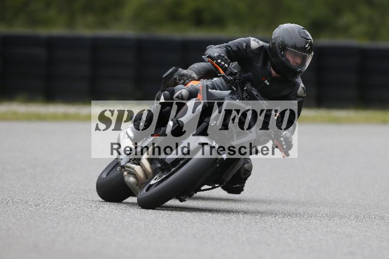 /13 22.04.2024 Plüss Moto Sport ADR/Freies Fahren/9